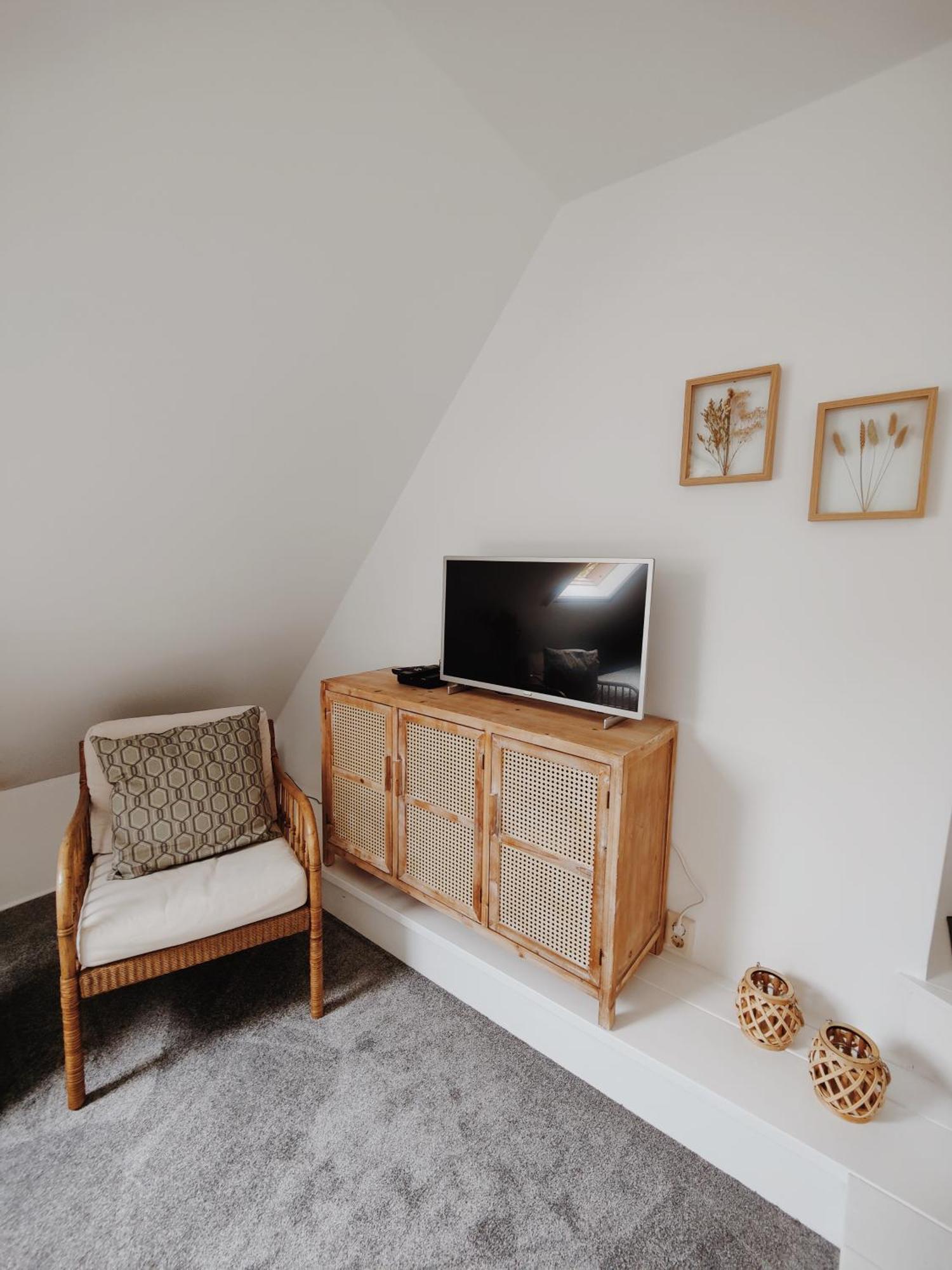 B & B Wijdzicht Wolsum 외부 사진